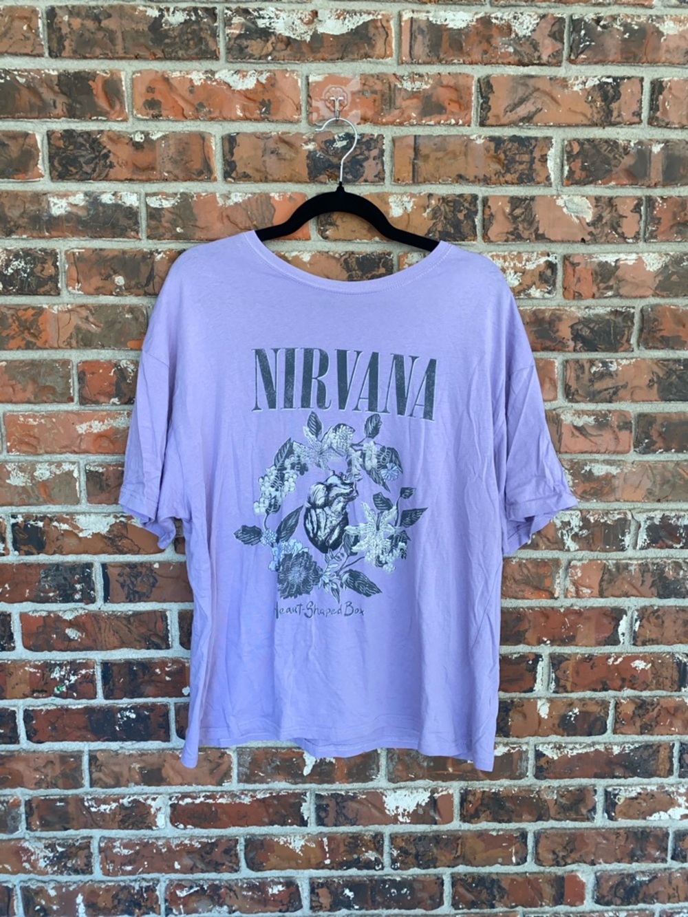 Nirvana tee heart shaped box